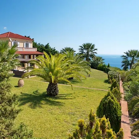 Kleismata Sleeps 6 *