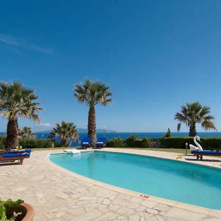 Kleismata Sleeps 6 Klismata