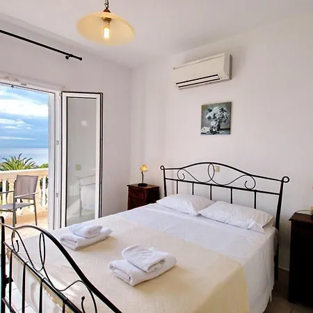Villa Kleismata Sleeps 6