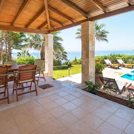 Kleismata Sleeps 6 Villa